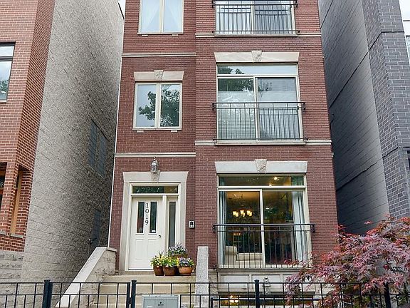 1019 N Winchester