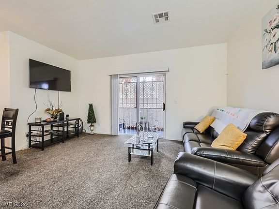 2nd image of 1900 N Torrey Pines Dr Unit 120