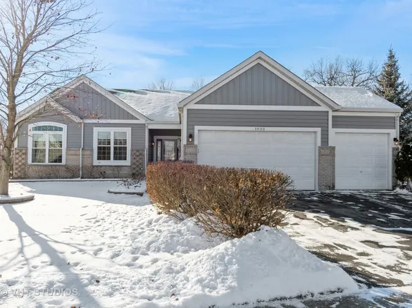 1030 Stephen Ct, Aurora, IL 60502