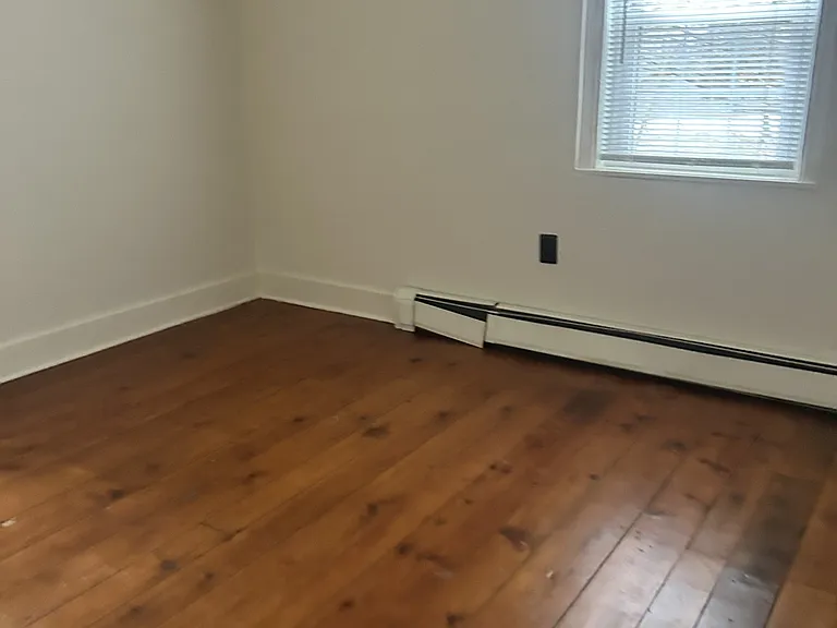 960 Disston View Dr — Photo 4