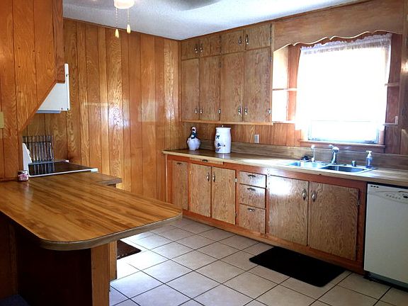3rd image of 3511 Park Ln