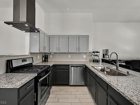 5th image of 7008 Overhill Ave