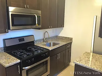 Rented by Living New York