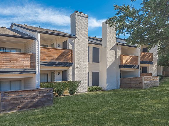4th image of 711 Brentford Pl #11049026