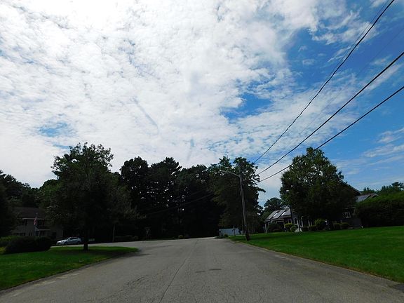 4th image of 5 Messina Dr