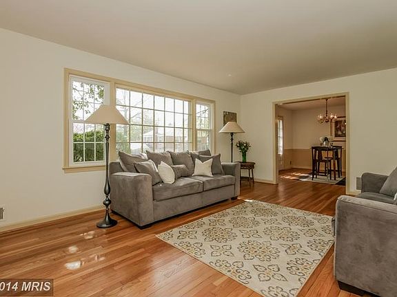 5th image of 39 Orchard Way S