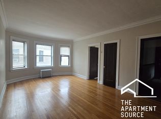 4527 N Paulina St APT 3B, Chicago, IL 60640