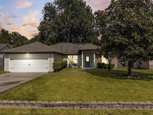 217 Kellyn Ct, Conroe, TX 77306