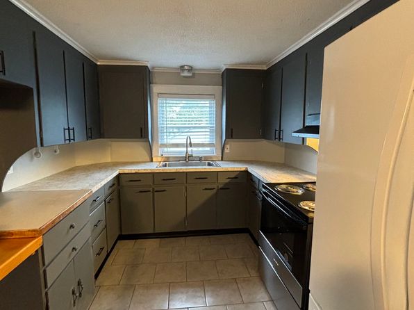 117 Dow Ave #3