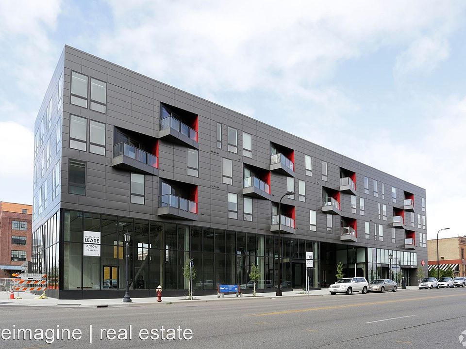 1st image of 915 Washington Ave N #207