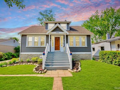22122 Fresard St, Saint Clair Shores, MI, 48080