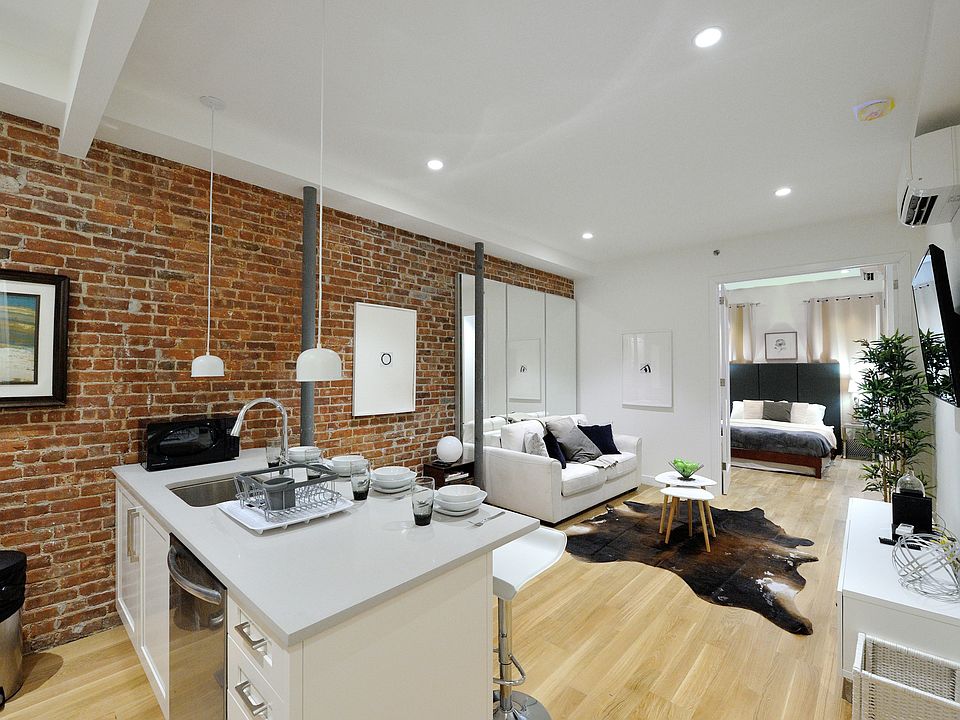 1st image of 353 W 46th St #2