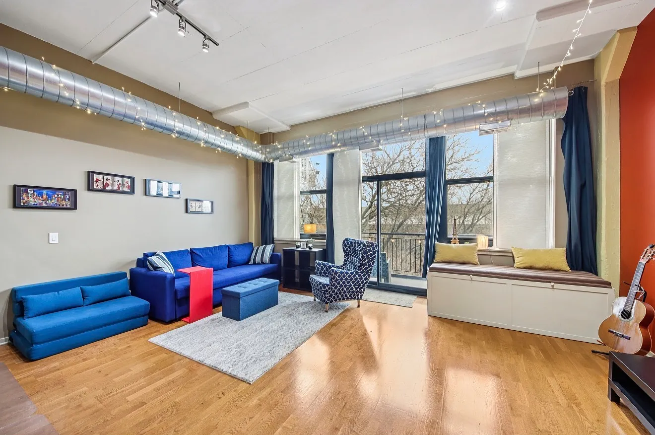 2 bed, 1160 sqft, $2,250 — Photo 4