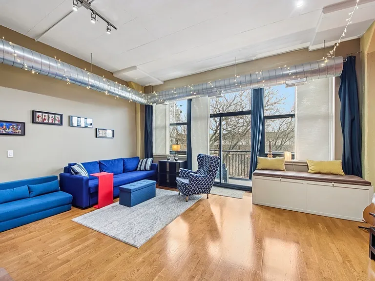 2323 W Pershing Rd #228 — Photo 4