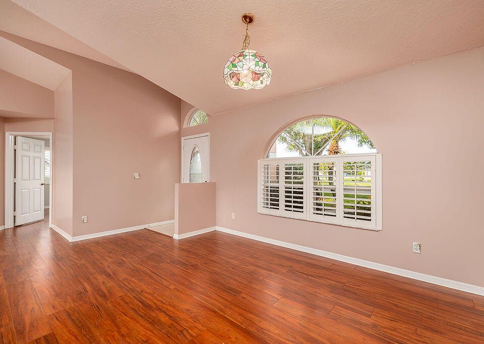 1st image of 4835 49th Avenue