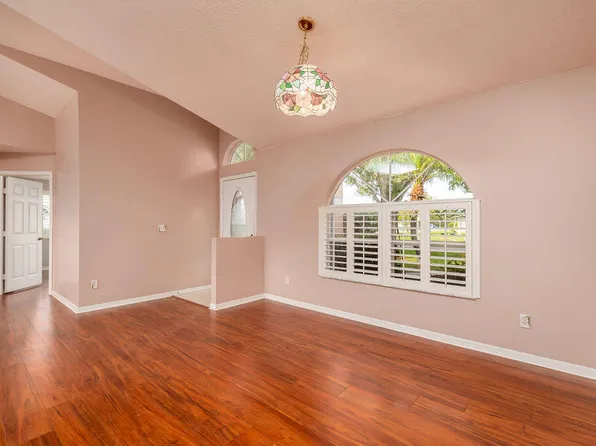 4835 49th Avenue, Vero Beach, FL 32967