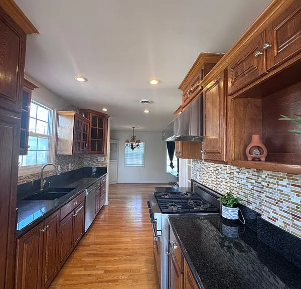624 W Hammel St — Photo 13