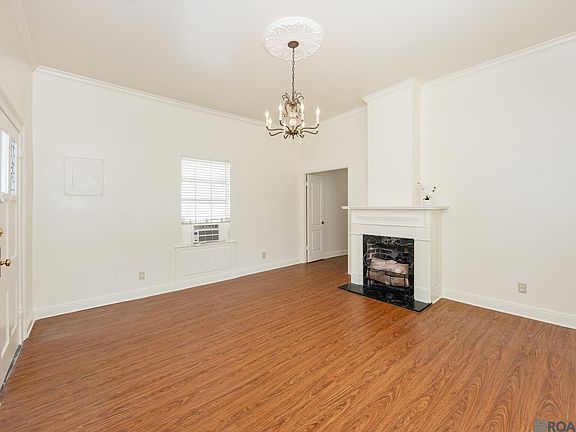 5th image of 23135 Nadler St