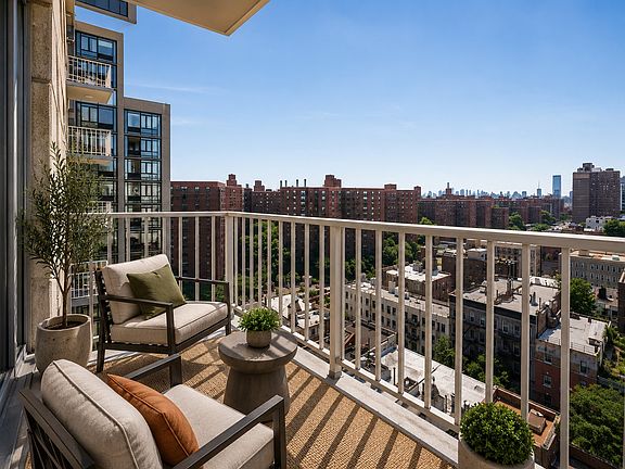 4th image of 340 E 23rd St APT 14A