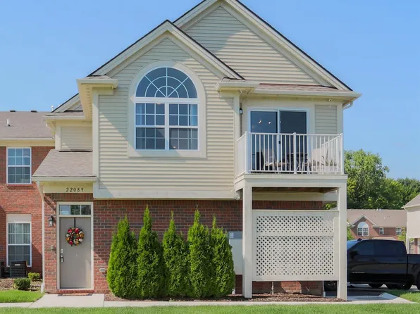 22089 Aberdeen Dr, Macomb, MI 48042