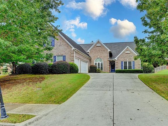 3rd image of 3545 Stoneleigh Run Dr