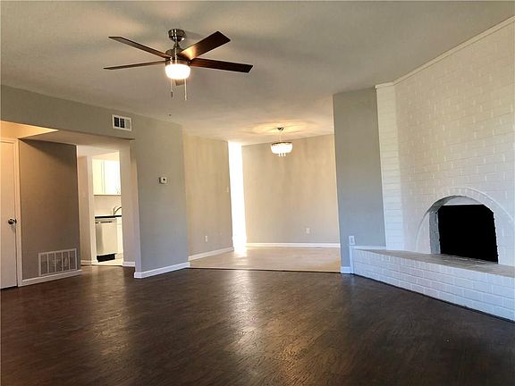 5th image of 1202 Meadow Creek Dr