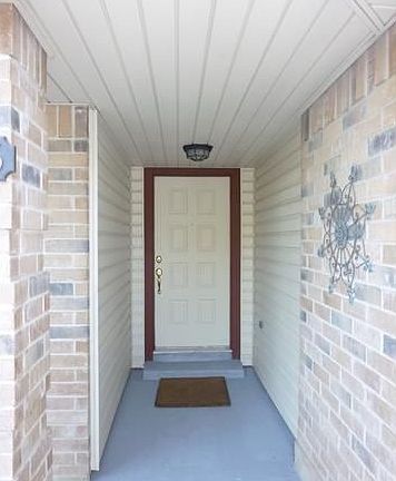 3rd image of 16356 Edgemere Dr