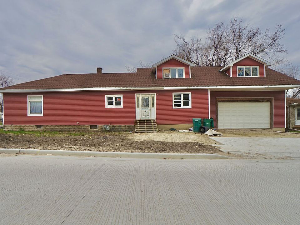 1st image of 905 Fillebrowne St