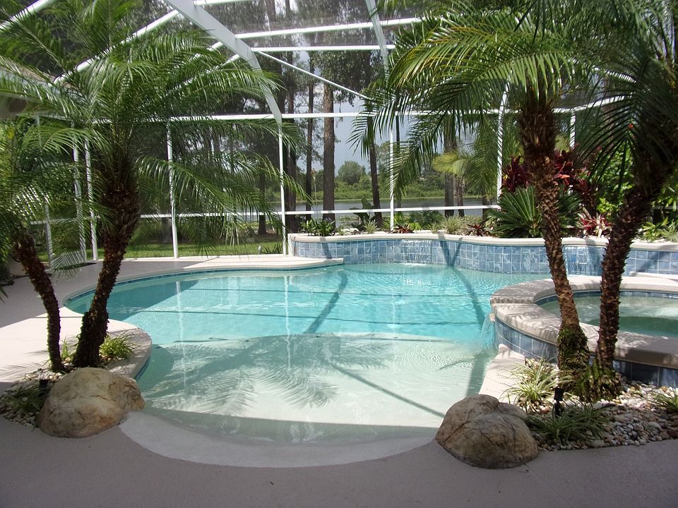 Beach edge, salt-water Pool 