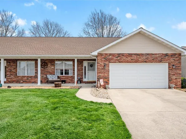 26 Willow Ln, Millstadt, IL 62260