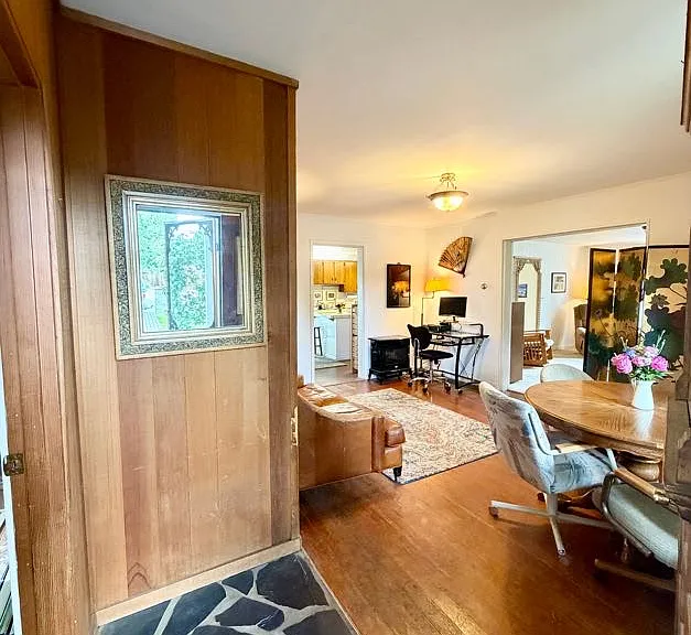 806 E Tacoma Ave — Photo 11