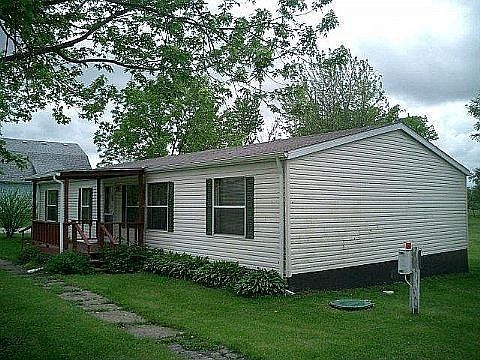 2nd image of 113 N Kellogg St