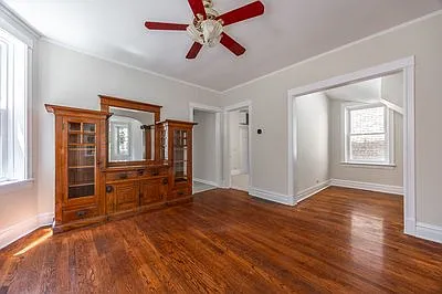 2112 N Avers Ave #1 — Photo 2