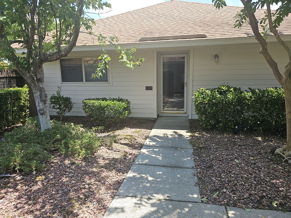 1st image of 1019 Summerlin Falls Ct #1019