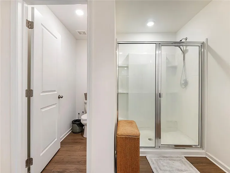 680 Groover St — Photo 25