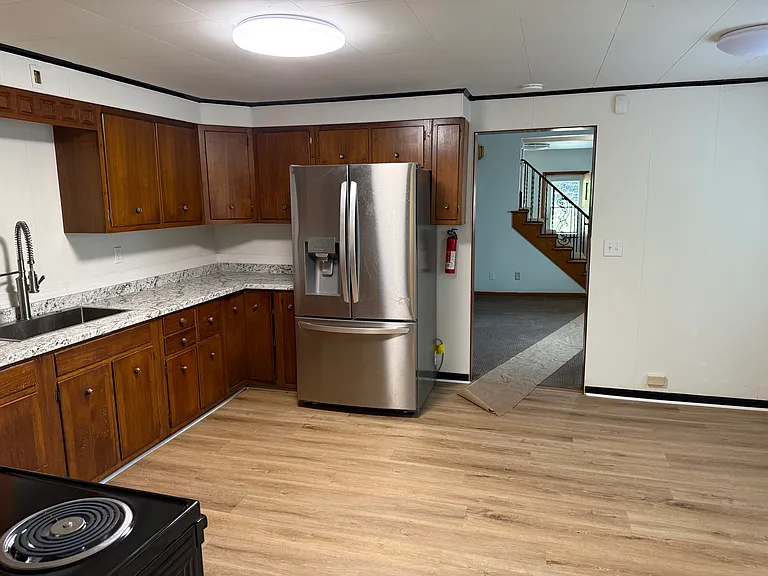 328 McLister Ave #1 — Photo 5