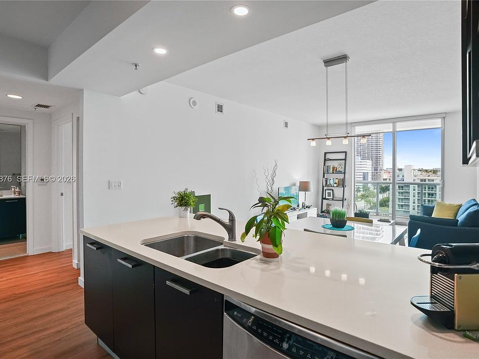 1st image of 333 NE 24th St APT 1004