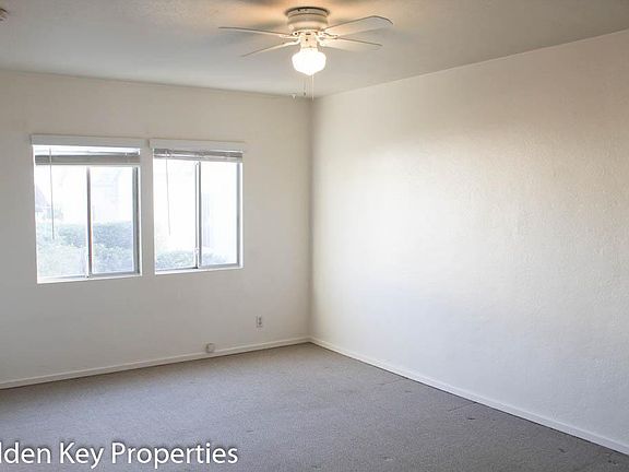 5th image of 936 S Pacific St APT 7