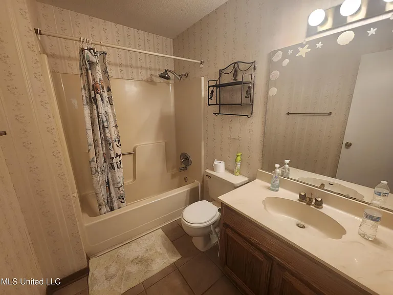 13349 Lorraine Rd — Photo 7