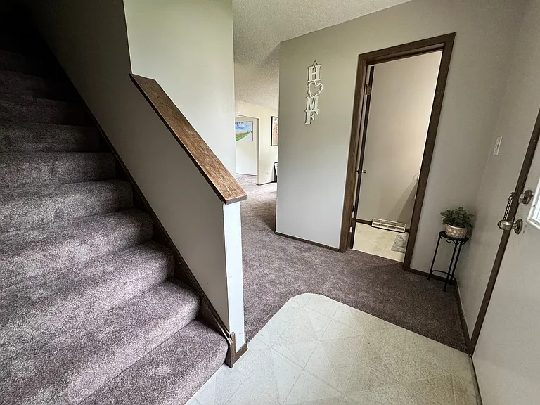 1815 Alden Ave — Photo 18