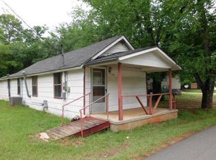 913 Ivey St, Americus, GA 31719
