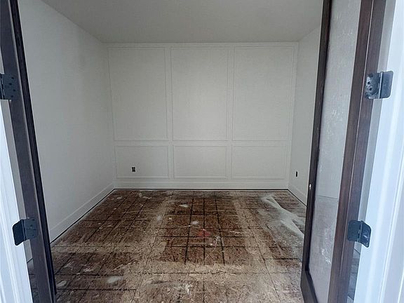 5th image of 24314 Sawgrass Dr