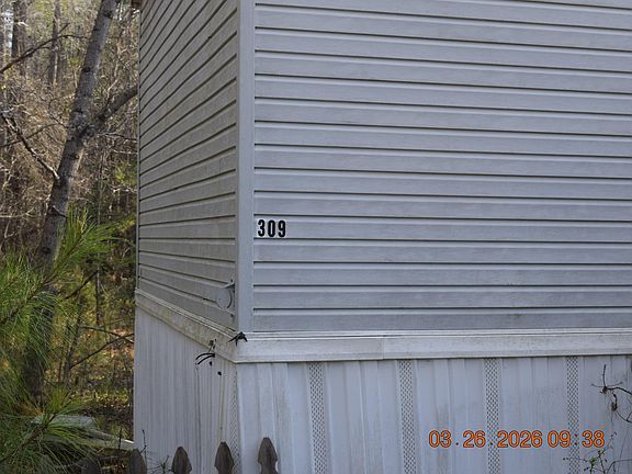 3rd image of 309 Bluegrass Dr Lot 42