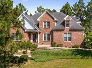 122 Deerwood Ln, Pinehurst, NC 28374