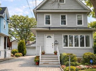 54 College Pl, Ridgefield Park, NJ 07660