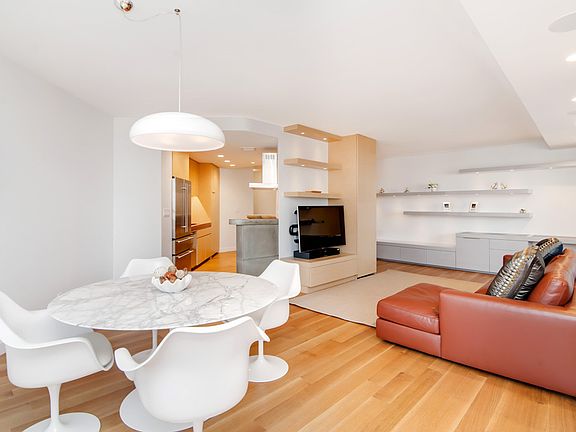 2nd image of 240 E 47th St APT 20C