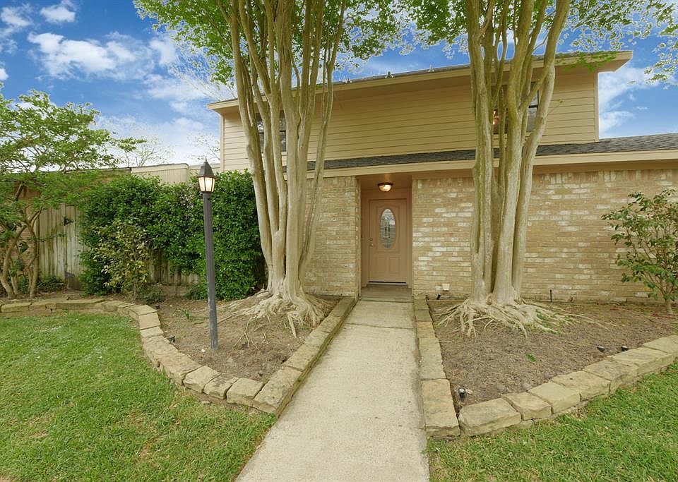 1st image of 5002 Autumn Forest Dr