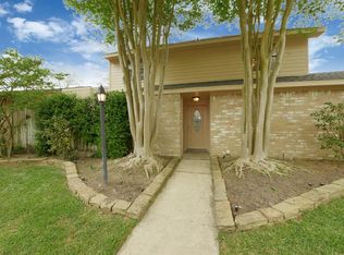 5002 Autumn Forest Dr, Houston, TX 77091