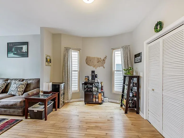 3618 W Dickens Ave #2 — Photo 10