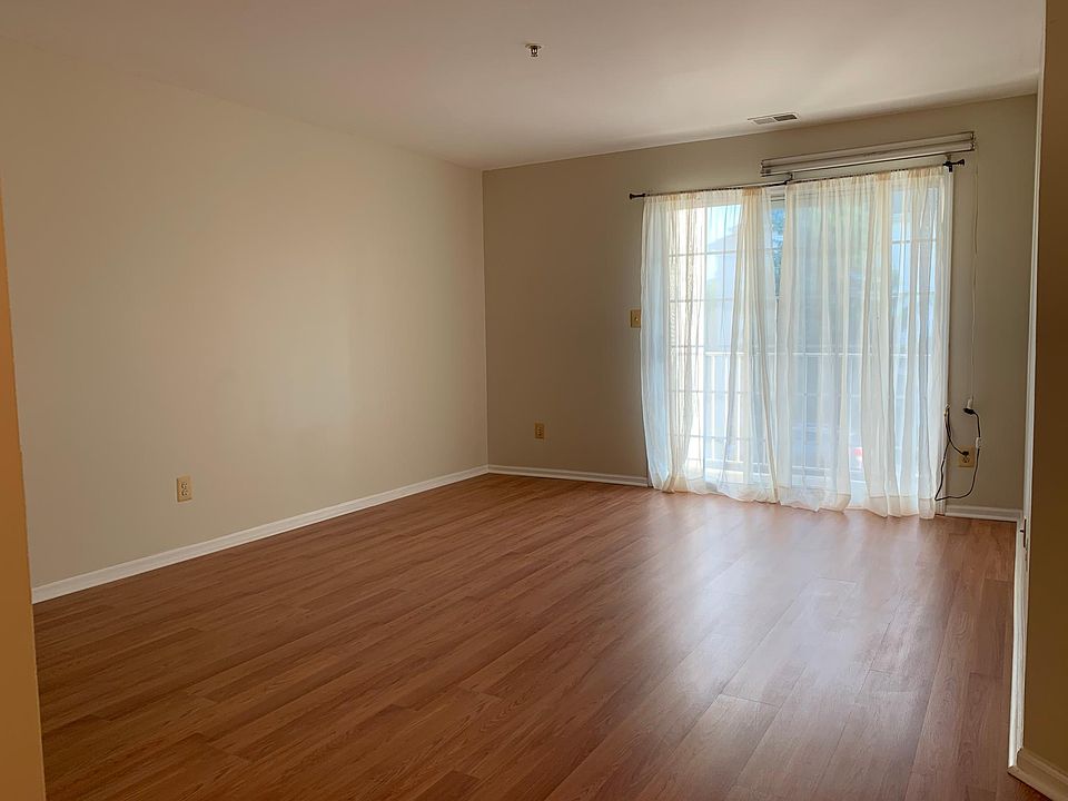 Living Rm